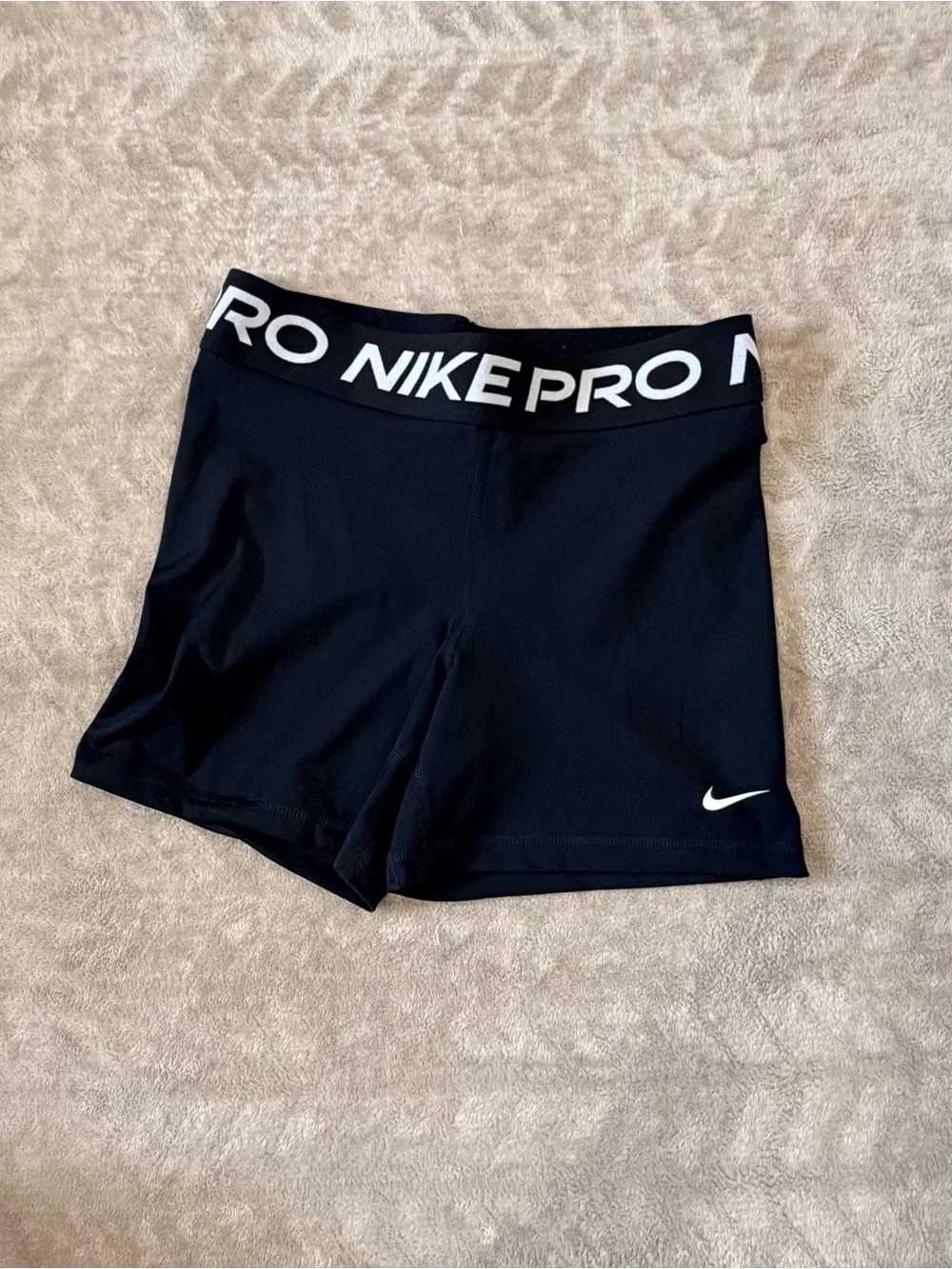 Nike Pro Dri-FIT Shorts Womens Medium Black 3 Inseam Athletic Spandex Gym